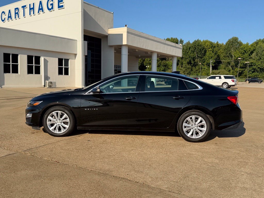 Used 2023 Chevrolet Malibu LT FWD image 2