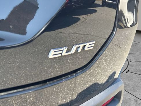 Used 2025 Honda Pilot Elite image 30