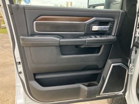 Used 2023 RAM 2500 Laramie image 25