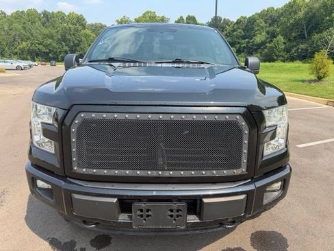 Used 2015 Ford F150 XLT w/ Equipment Group 302A Luxury AWD/4WD image 3