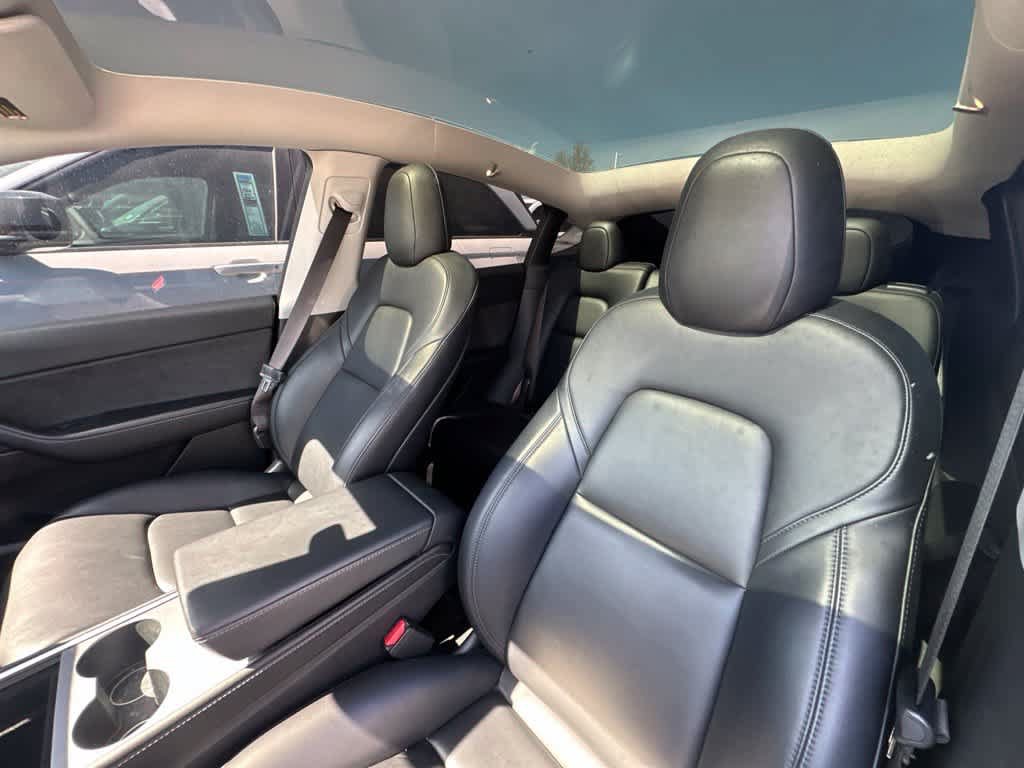 Used 2021 Tesla Model Y Long Range AWD/4WD image 7