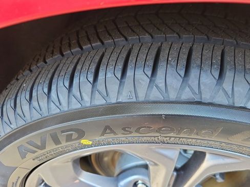 Certified 2024 Honda Accord EX-L image 12