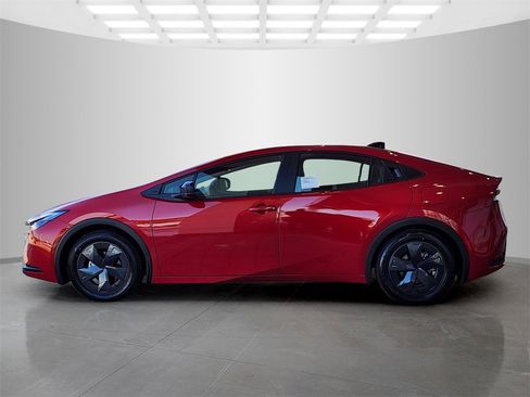 New 2026 Toyota Prius LE image 5