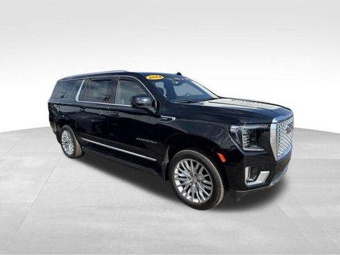 Used 2024 GMC Yukon XL Denali w/ Advanced Technology Package AWD/4WD image 3