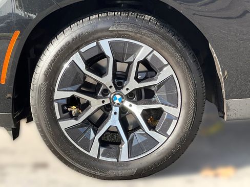 Used 2025 BMW X3 xDrive30i w/ Convenience Package image 11