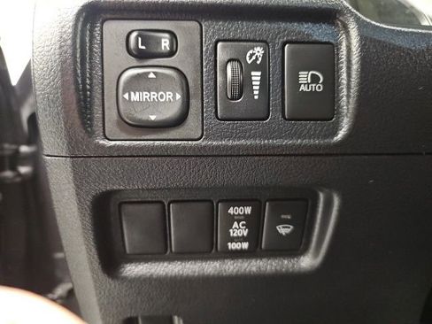 Certified 2023 Toyota 4Runner TRD Off-Road Premium image 18