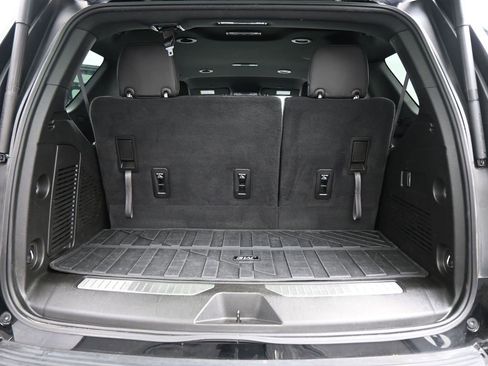 Used 2022 Chevrolet Tahoe Z71 image 21