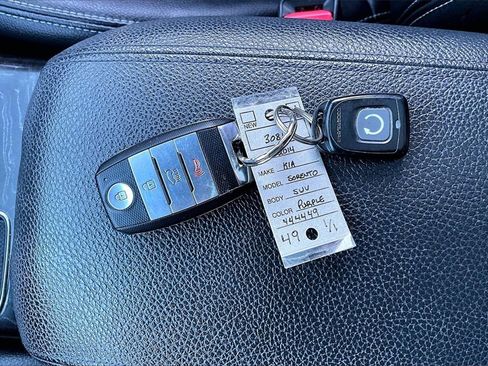 Used 2014 Kia Sorento SX w/ 3rd Row Package image 36