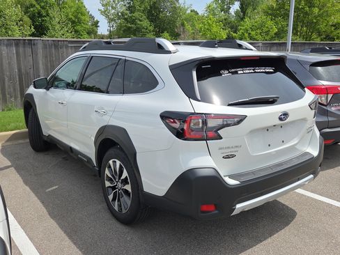 Certified 2025 Subaru Outback Touring image 5