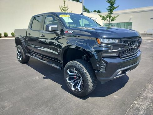 Used 2022 Chevrolet Silverado 1500 RST w/ Safety Package AWD/4WD image 2