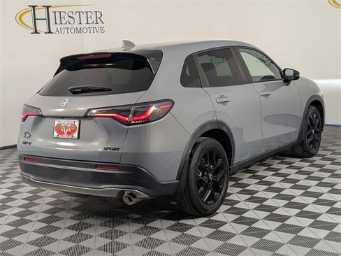 Used 2023 Honda HR-V Sport image 7