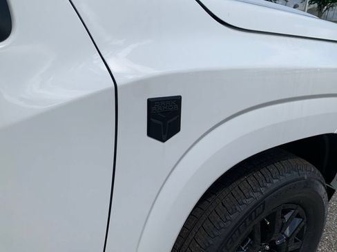 New 2026 Nissan Frontier SV w/ SV Convenience Package RWD image 6