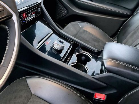 Used 2023 Jeep Grand Cherokee L Altitude image 14