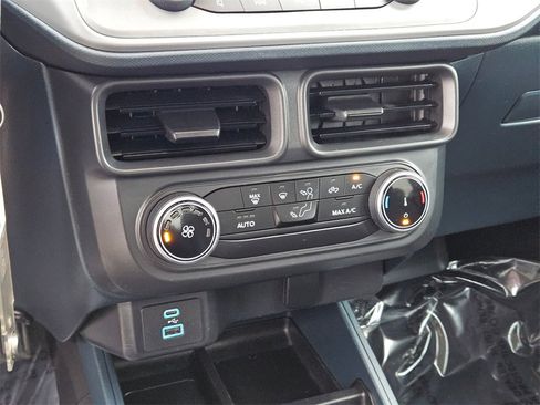 Used 2023 Ford Maverick XLT w/ Black Appearance Package image 24