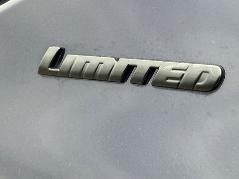 Used 2023 Toyota Tundra Limited AWD/4WD image 13