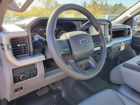 New 2026 Ford F250 XL image 7