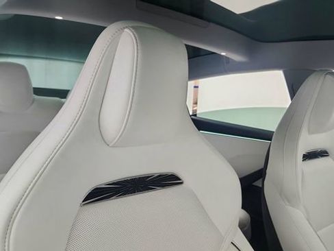 Used 2024 Tesla Model 3 Performance image 22