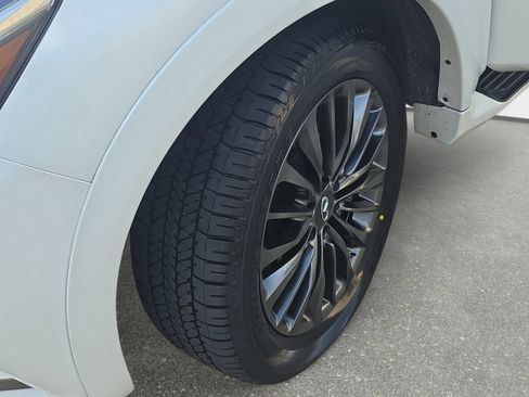 Certified 2024 INFINITI QX80 Sensory AWD/4WD image 31
