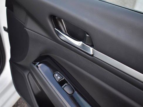 Used 2024 Nissan Altima 2.5 SL image 49