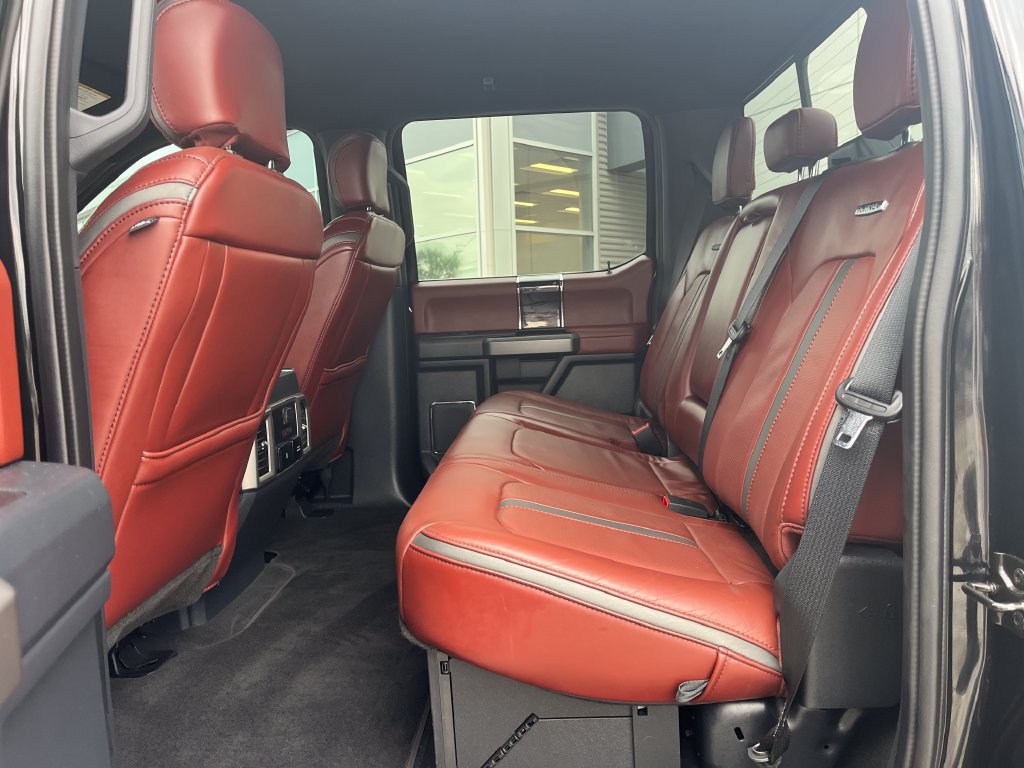 Used 2022 Ford F250 Platinum w/ FX4 Off-Road Package AWD/4WD image 18