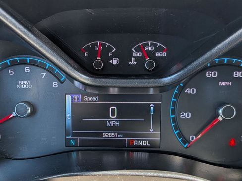 Used 2018 Chevrolet Colorado Z71 AWD/4WD image 16