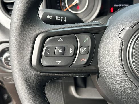 New 2026 Jeep Gladiator Sport image 25