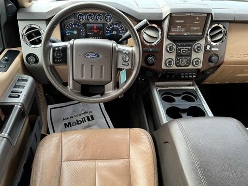 Used 2015 Ford F350 Lariat image 19