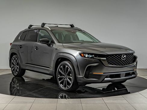 Used 2024 MAZDA CX-50 AWD 2.5 S w/ Premium Plus Pkg image 3