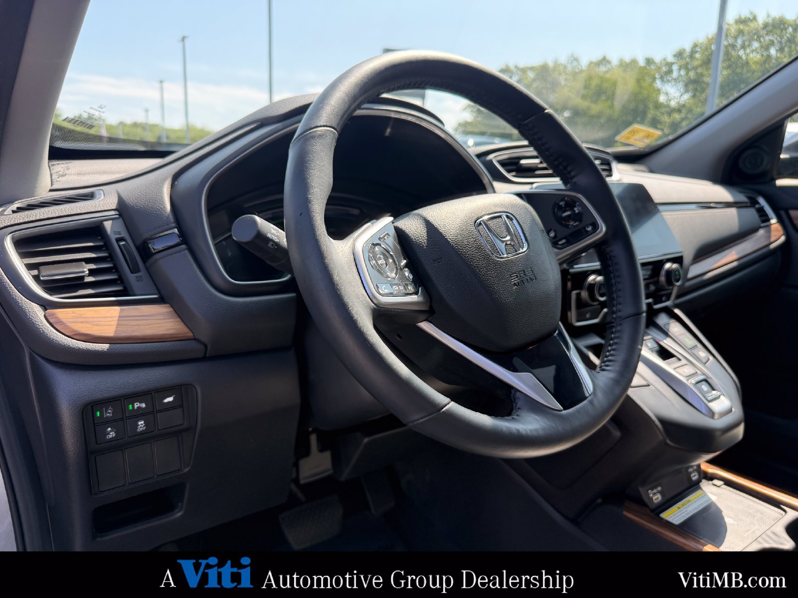 Used 2020 Honda CR-V Touring image 17