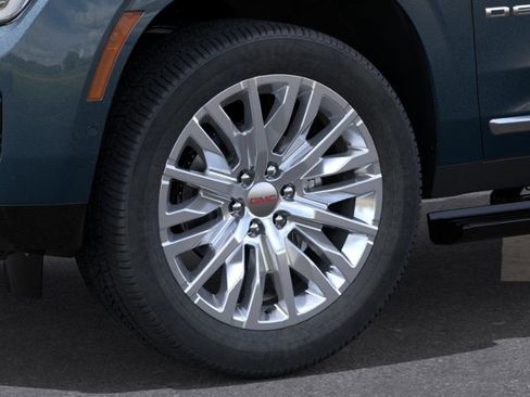 New 2026 GMC Yukon XL Denali w/ Sun & Power Step Package AWD/4WD image 9