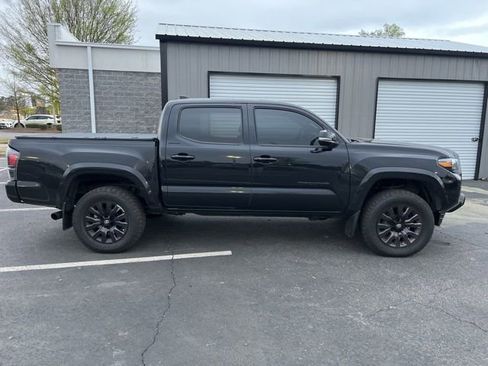 Used 2021 Toyota Tacoma Limited w/ Nightshade Package image 3