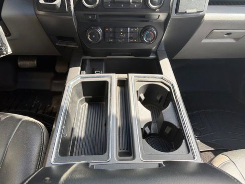 Used 2018 Ford F150 XLT w/ Equipment Group 302A Luxury image 24