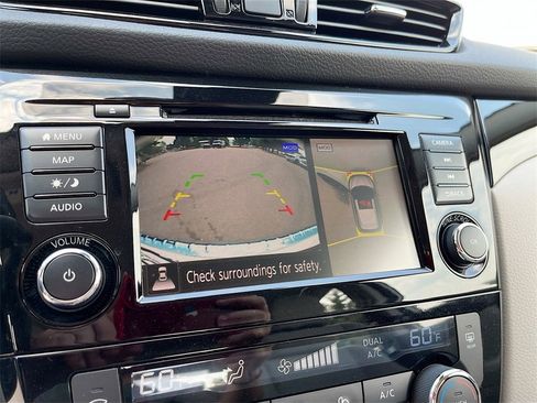 Used 2022 Nissan Rogue Sport SL image 14