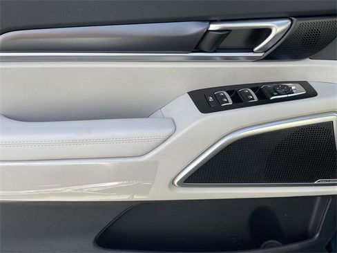 New 2025 Kia Telluride S image 29