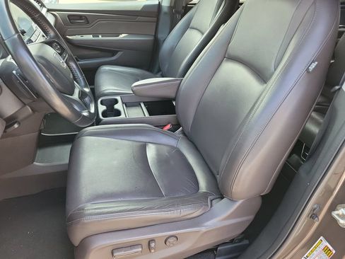 Used 2019 Honda Odyssey EX-L image 11