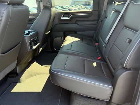 Used 2024 GMC Sierra 3500 Denali w/ Denali Reserve Package image 42