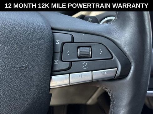 Used 2021 Cadillac XT4 Premium Luxury AWD/4WD image 21