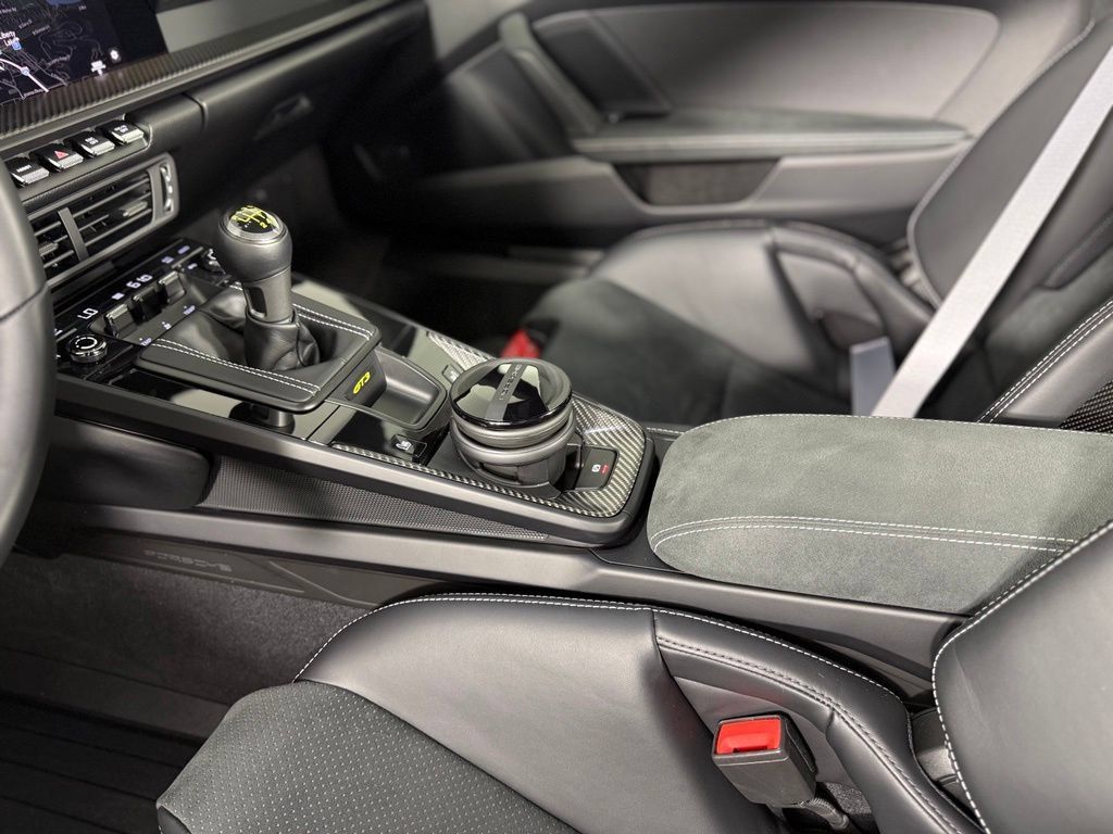 Certified 2026 Porsche 911 GT3 RWD image 23