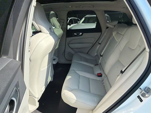 Used 2024 Volvo XC60 B5 Plus w/ Protection Package Premier AWD/4WD image 23