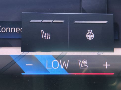 Used 2025 BMW M340i xDrive image 24