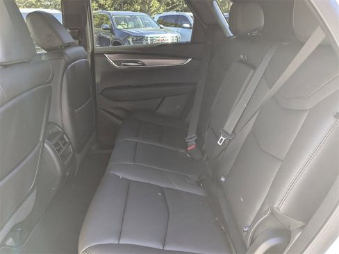 New 2026 Cadillac XT5 Luxury image 16