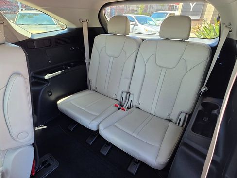 Used 2022 Kia Sorento S FWD image 22