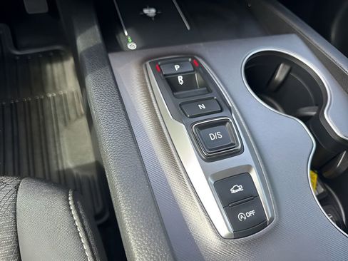 Used 2024 Honda Ridgeline Sport image 15