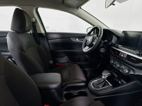 Used 2020 Kia Forte LXS image 27