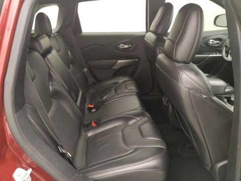 Used 2020 Jeep Cherokee High Altitude AWD/4WD image 19