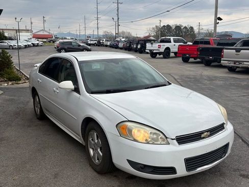 Used 2011 Chevrolet Impala LT image 3