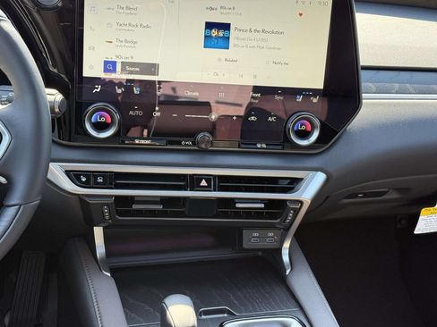 New 2026 Lexus RX 450h AWD image 14