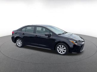 Used 2025 Toyota Corolla LE FWD video 2