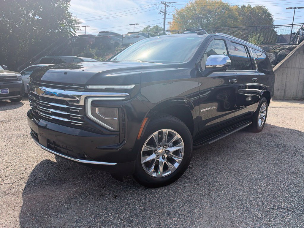 Used 2026 Chevrolet Suburban Premier AWD/4WD image 1