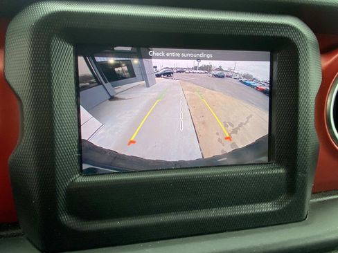 Used 2021 Jeep Wrangler Unlimited Rubicon image 21